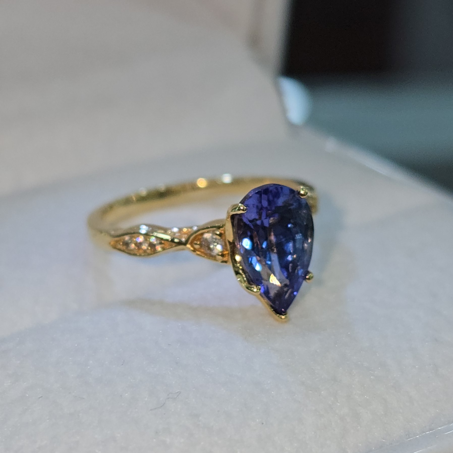 Anillo “Tanzanita Sublime”