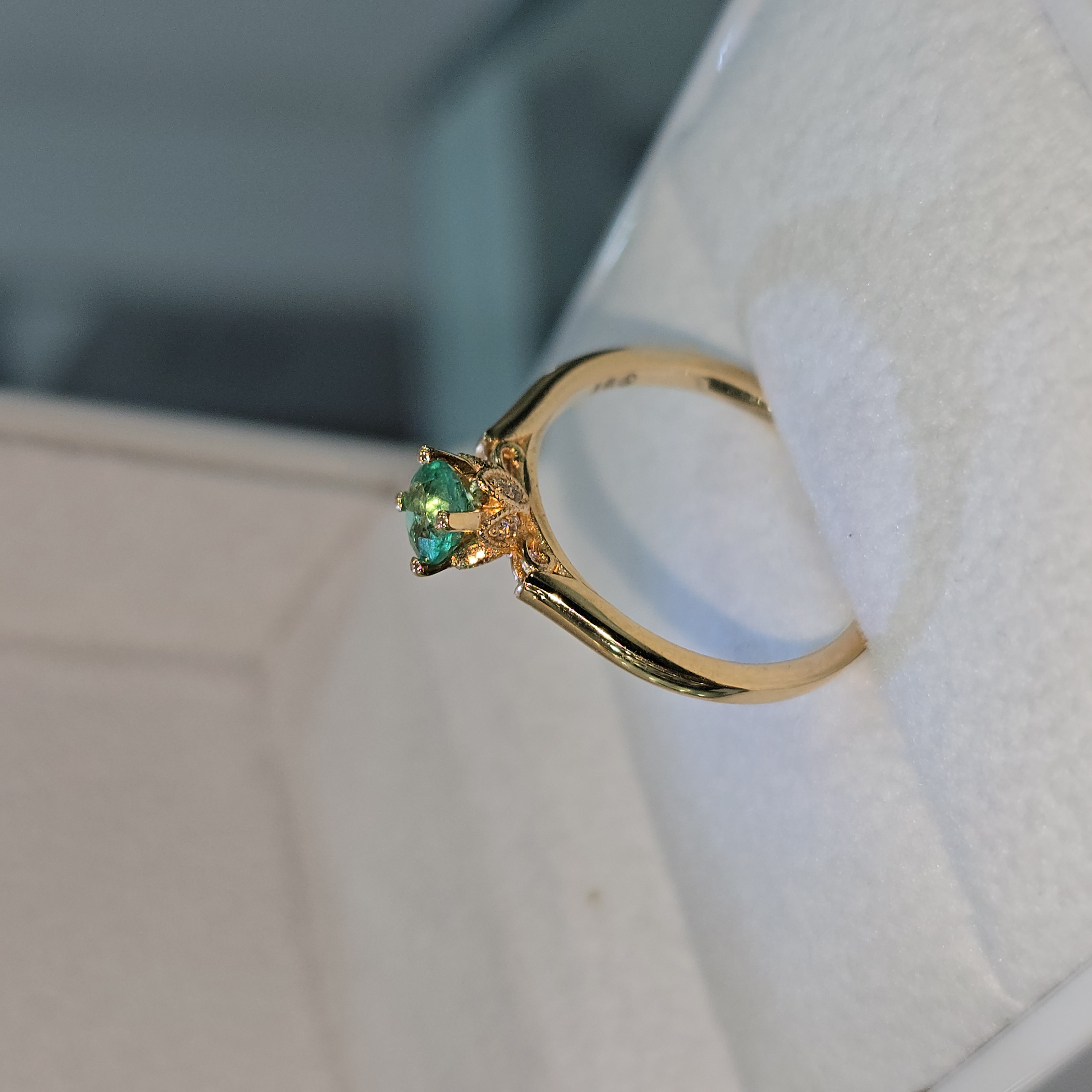 Anillo "Esmeralda Green "