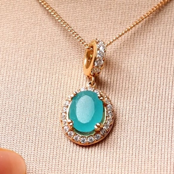 Dije "Oval Jade Real"