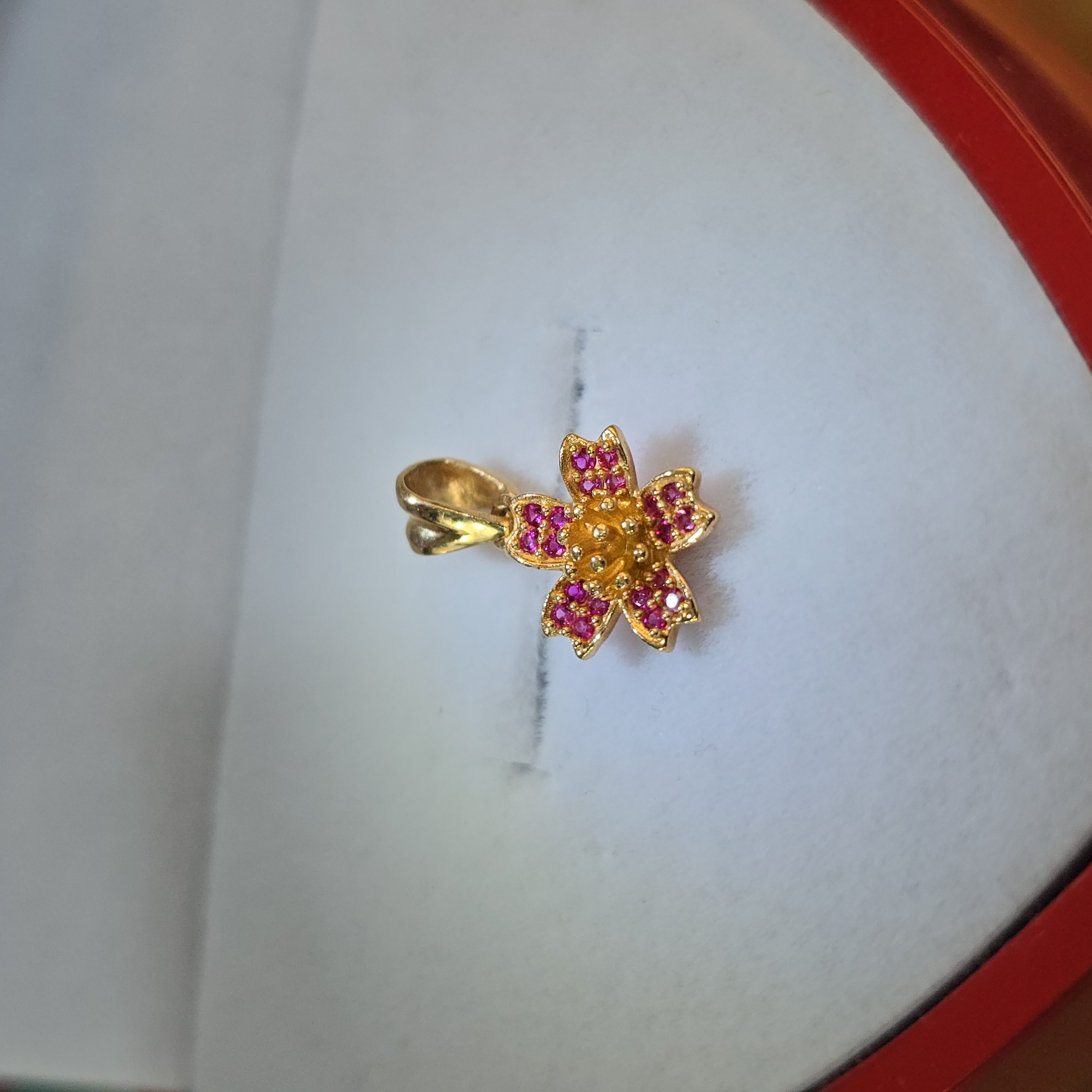 Dije "Circón Divine"