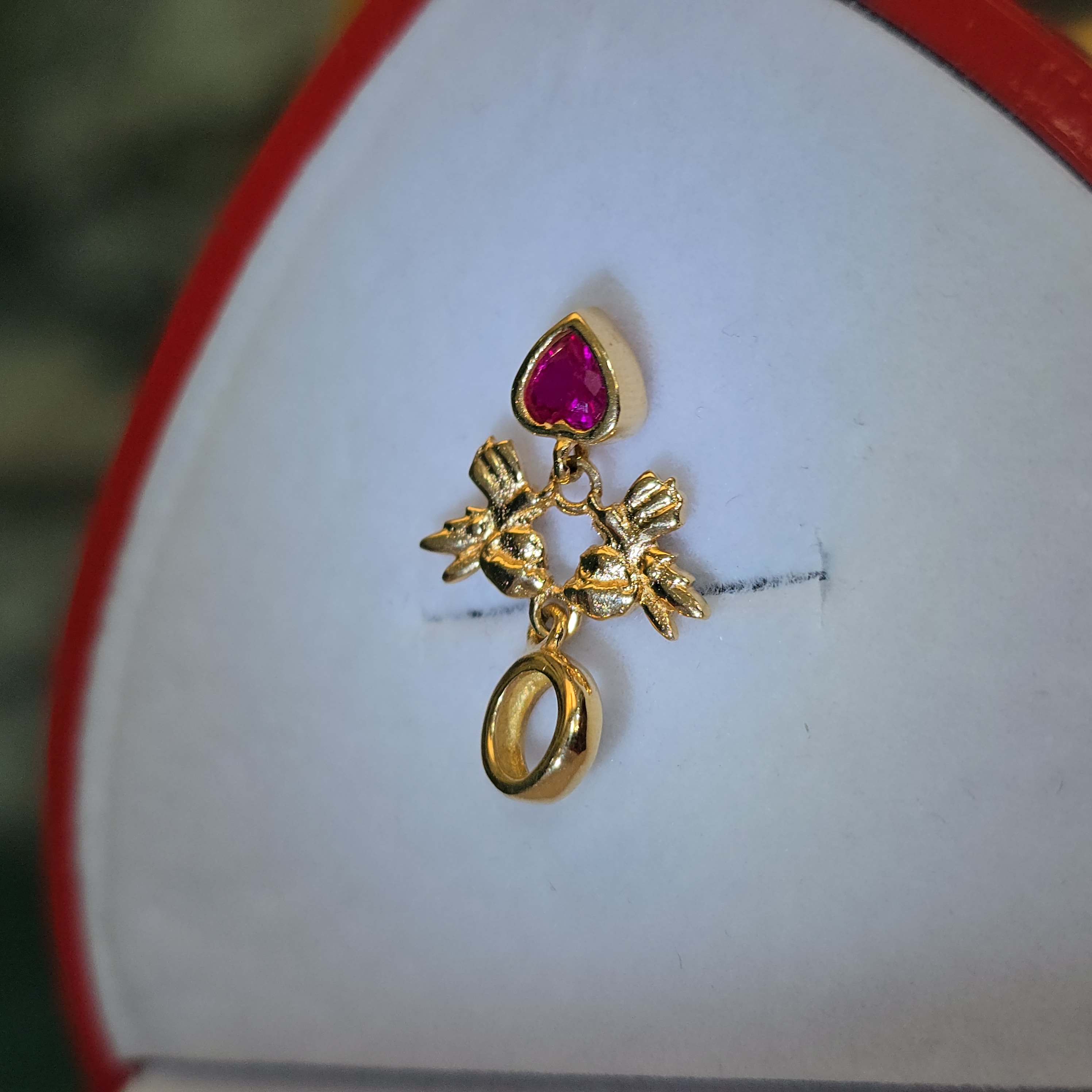 Dije " Circón Corazón Belleza"