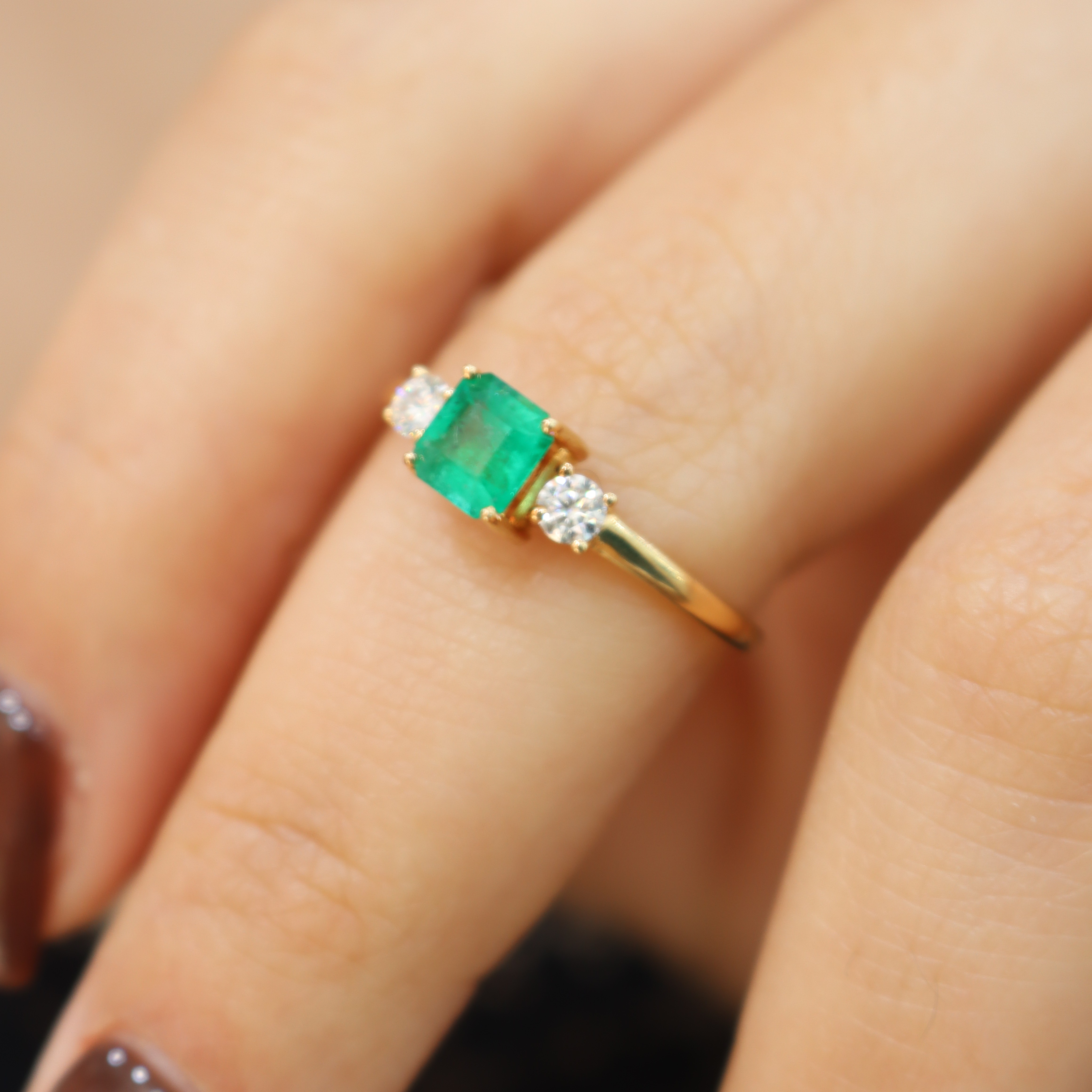 Anillo  con Piedra Natural Esmeralda "Fé"