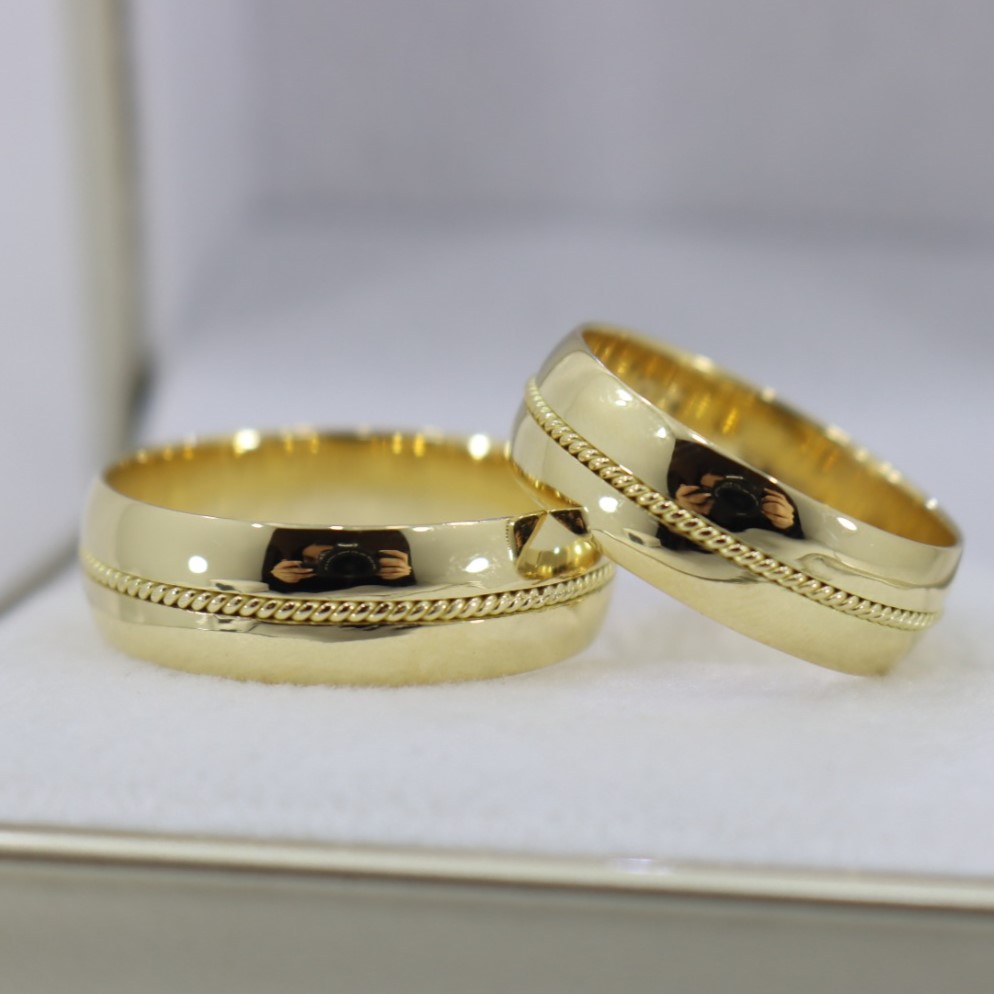 Aros de Boda "Vínculo Sagrado"