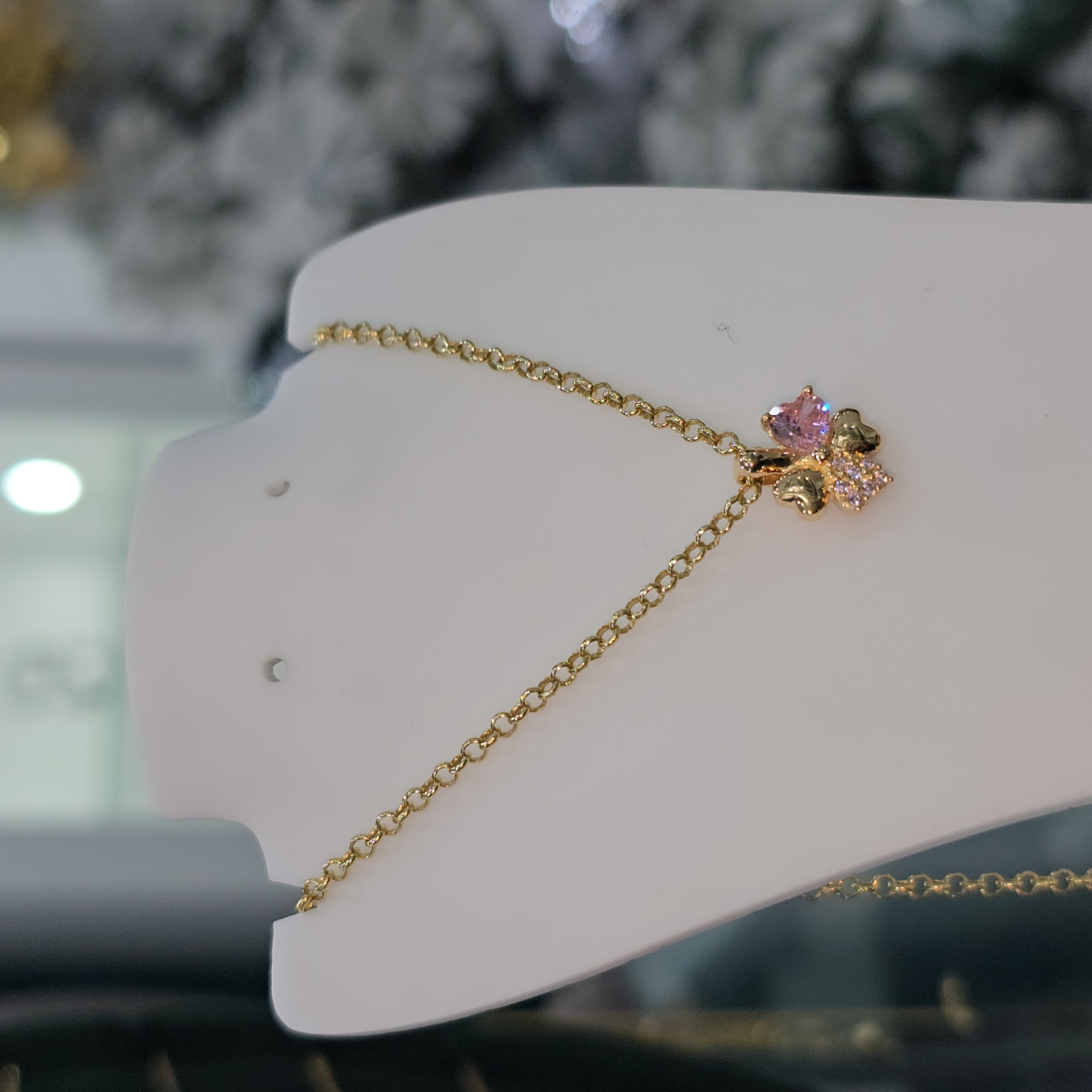 Collar con Dije " Lindura"