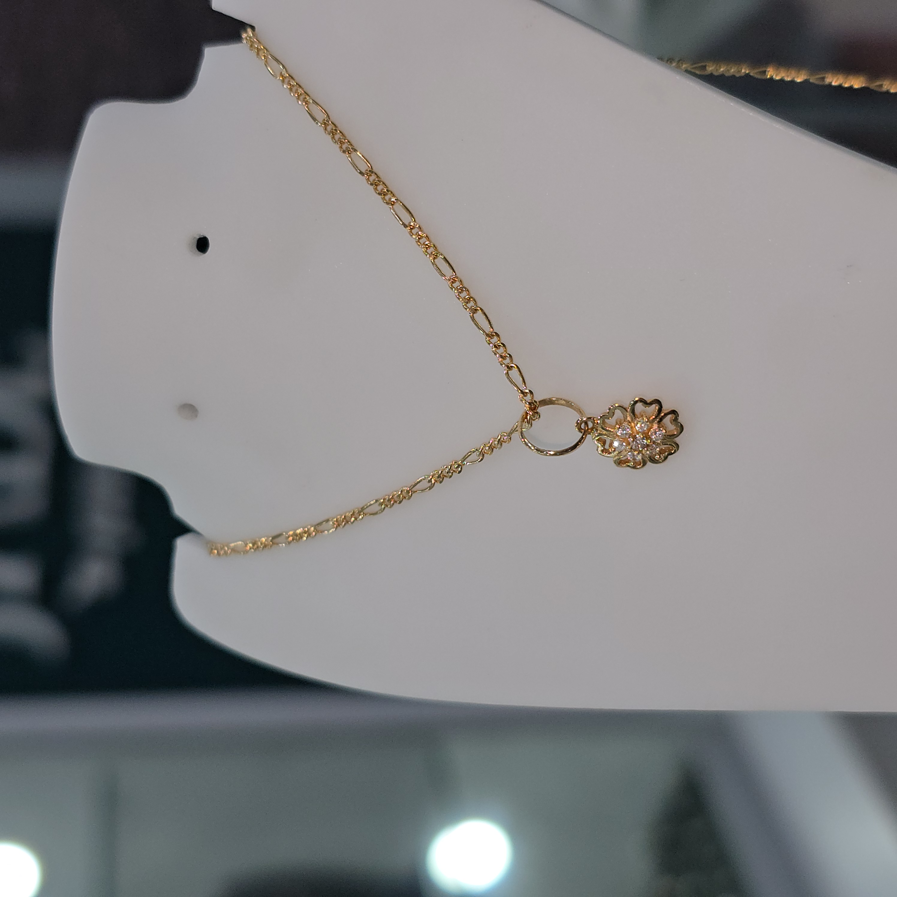 Collar con Dije "Primavera"