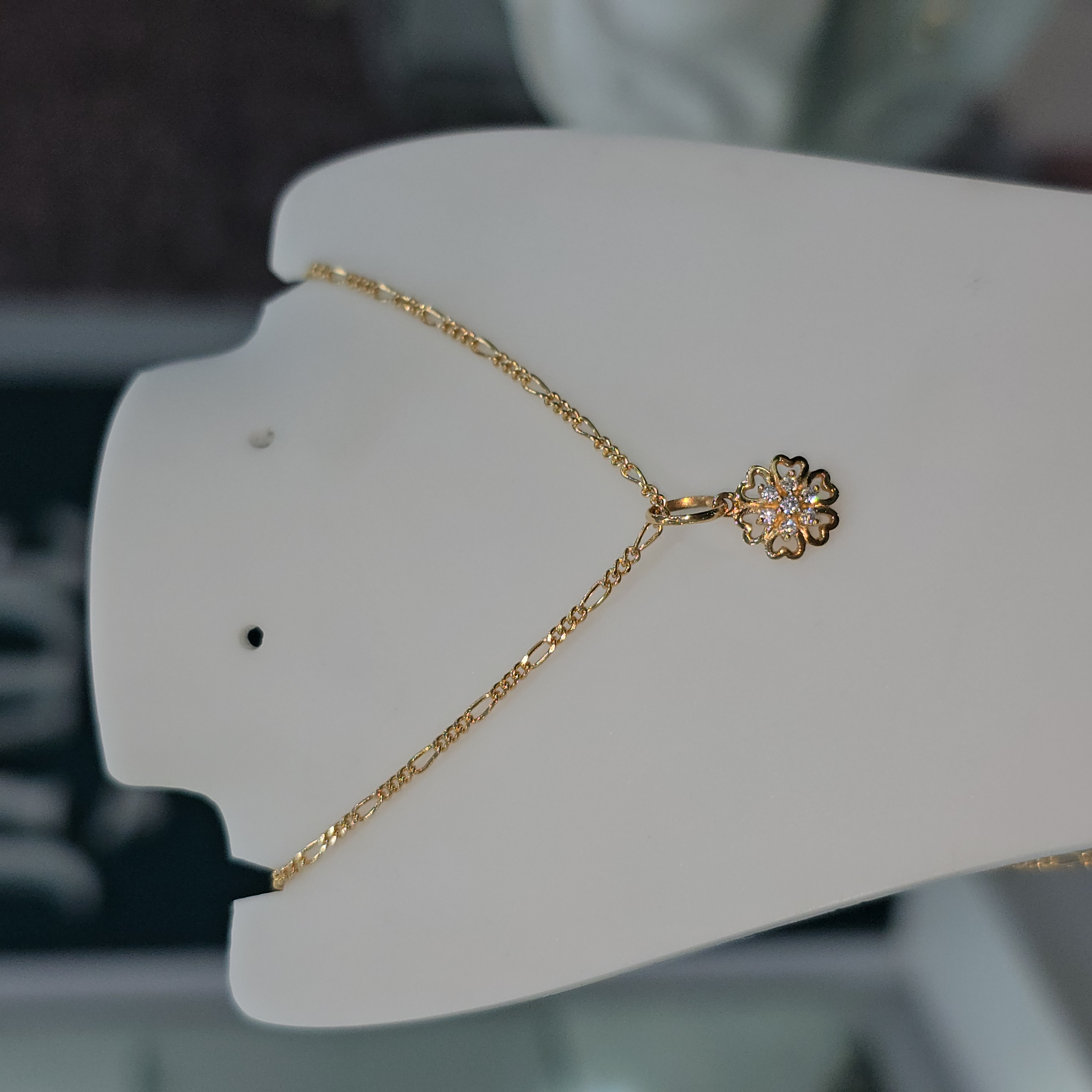 Collar con Dije "Primavera"