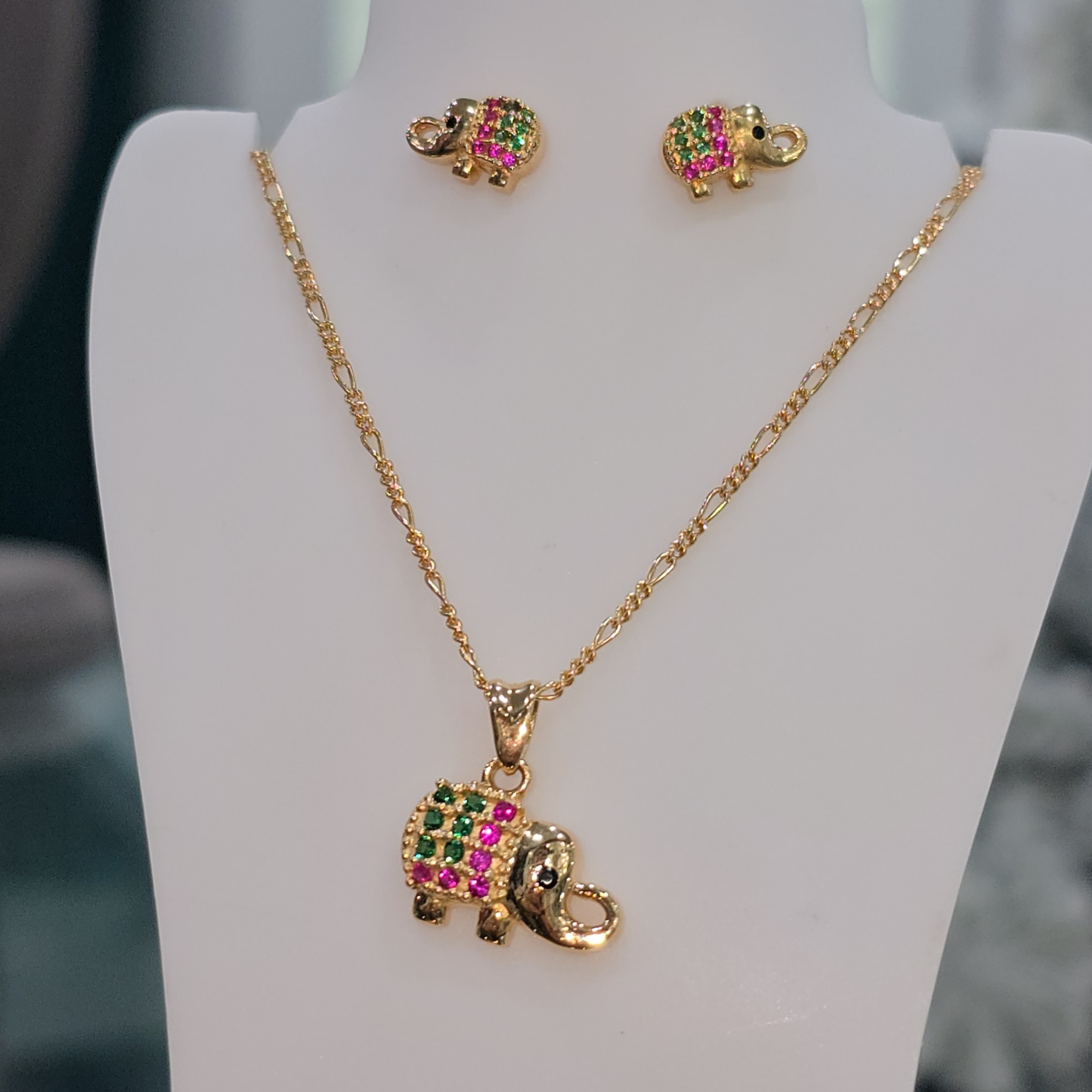 Set " Elefantito Divino"