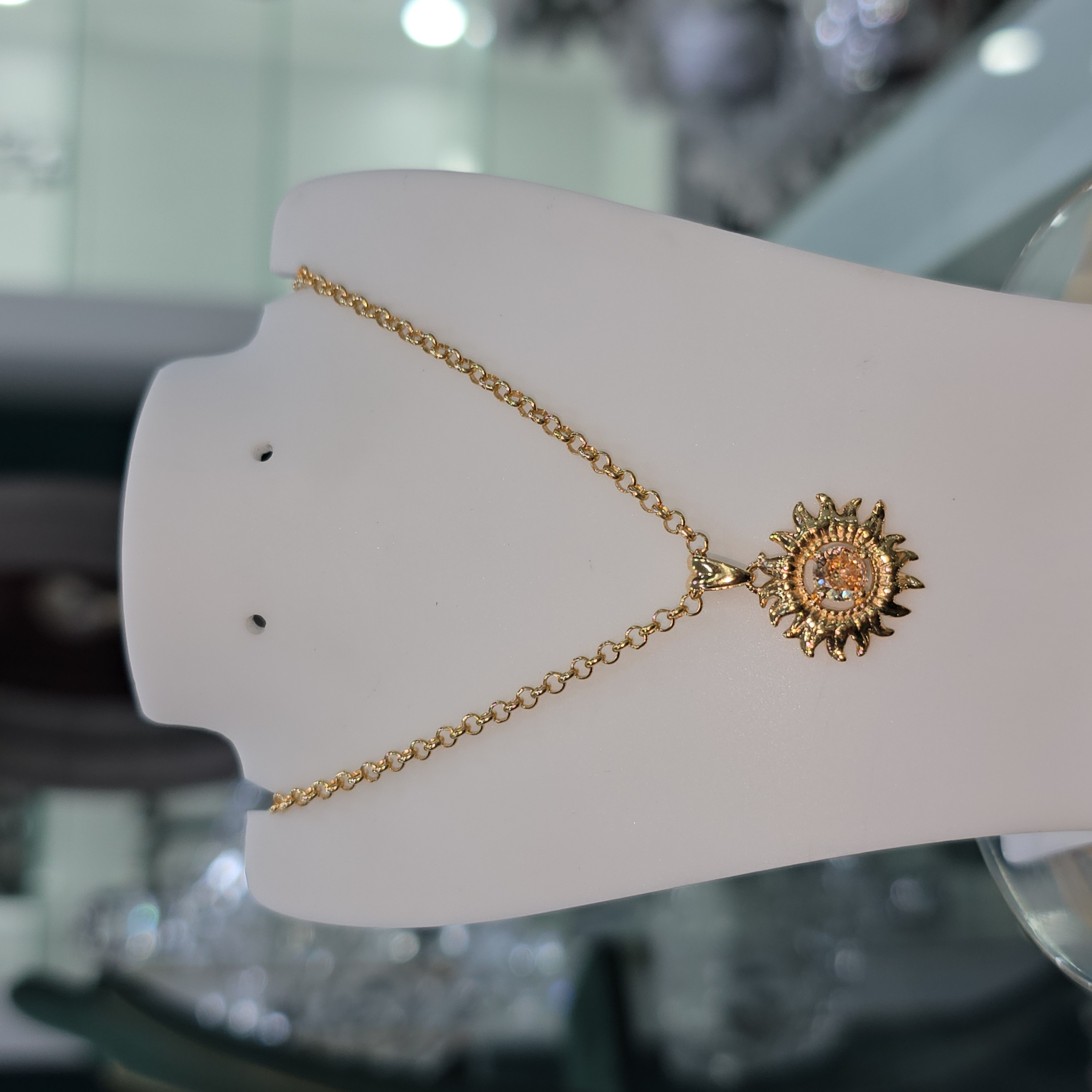 Collar con Dije "Sun"