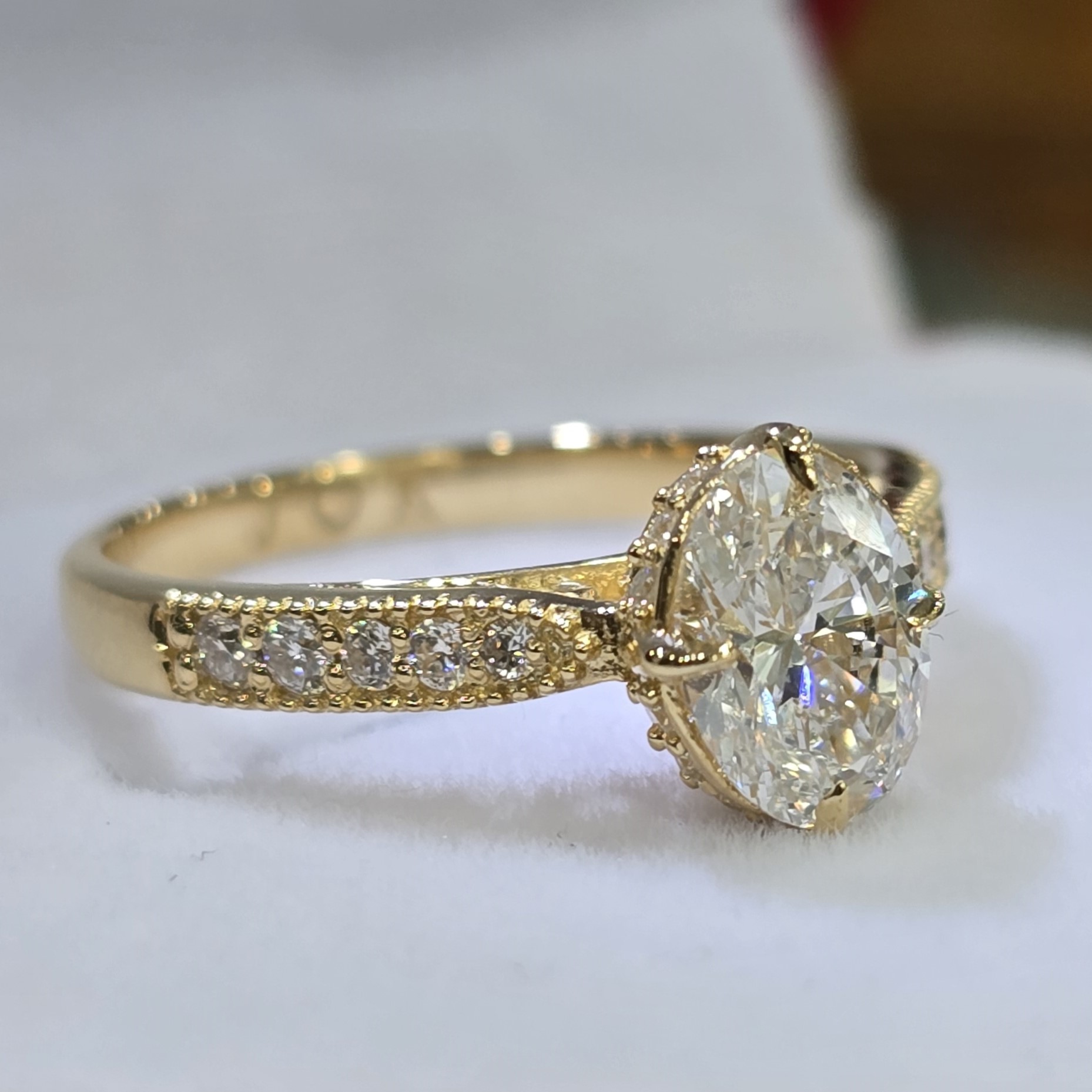 Anillo de Compromiso "Sin Fin"