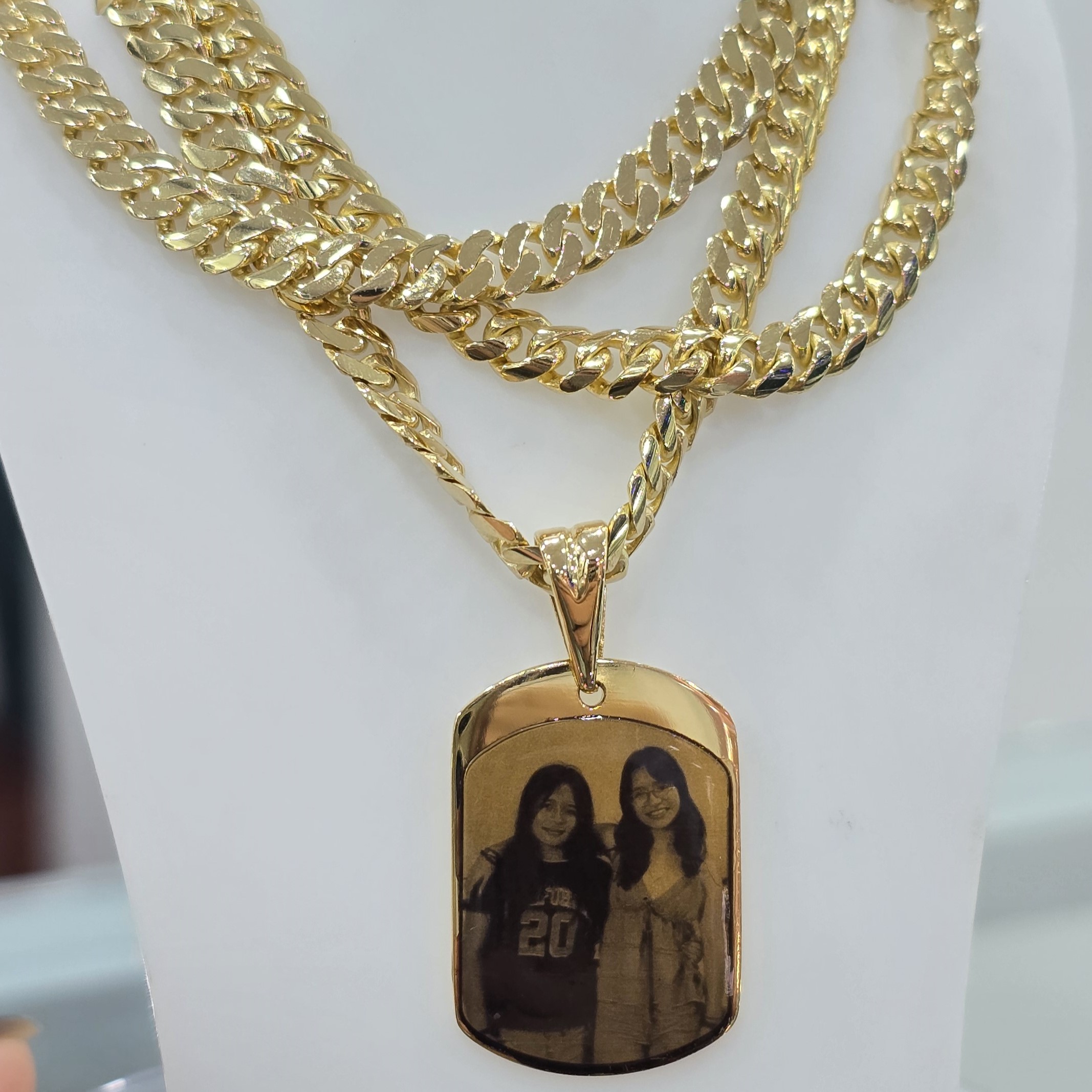 Cadena  Lomo Corvina con Dije  "Identi"