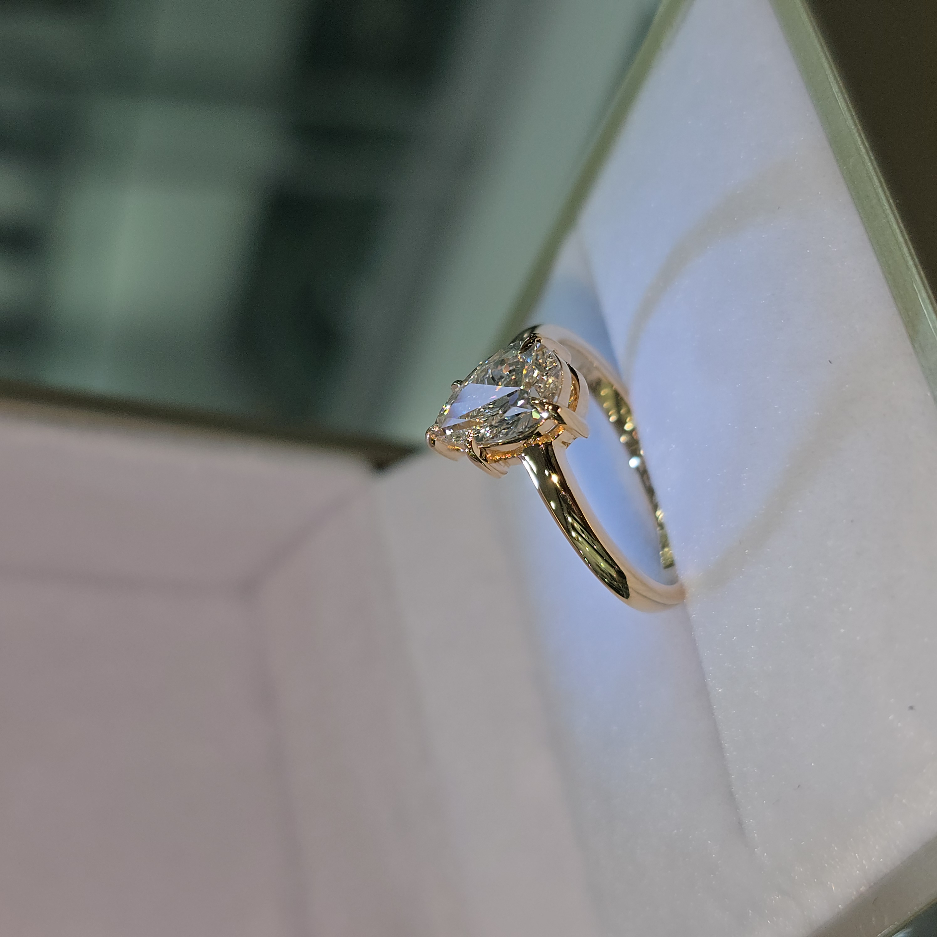 Anillo con Diamante de Laboratorio "Georgia"