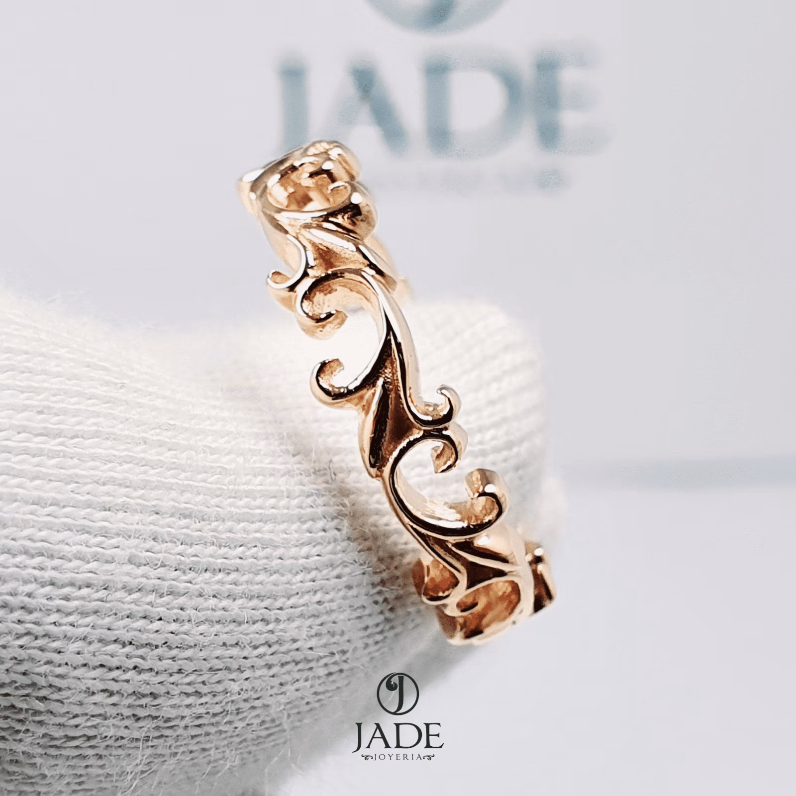 Alianzas en oro de 18k