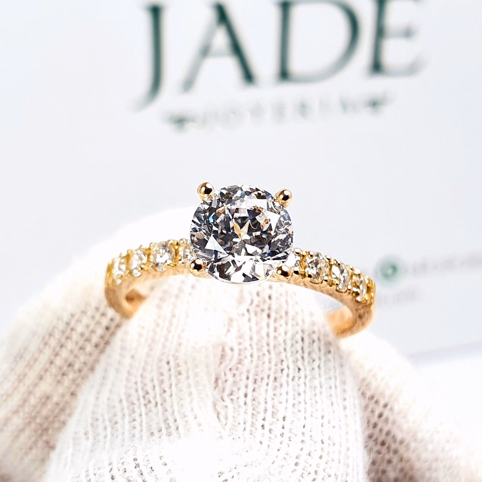 Anillo de Compromiso " Ale "