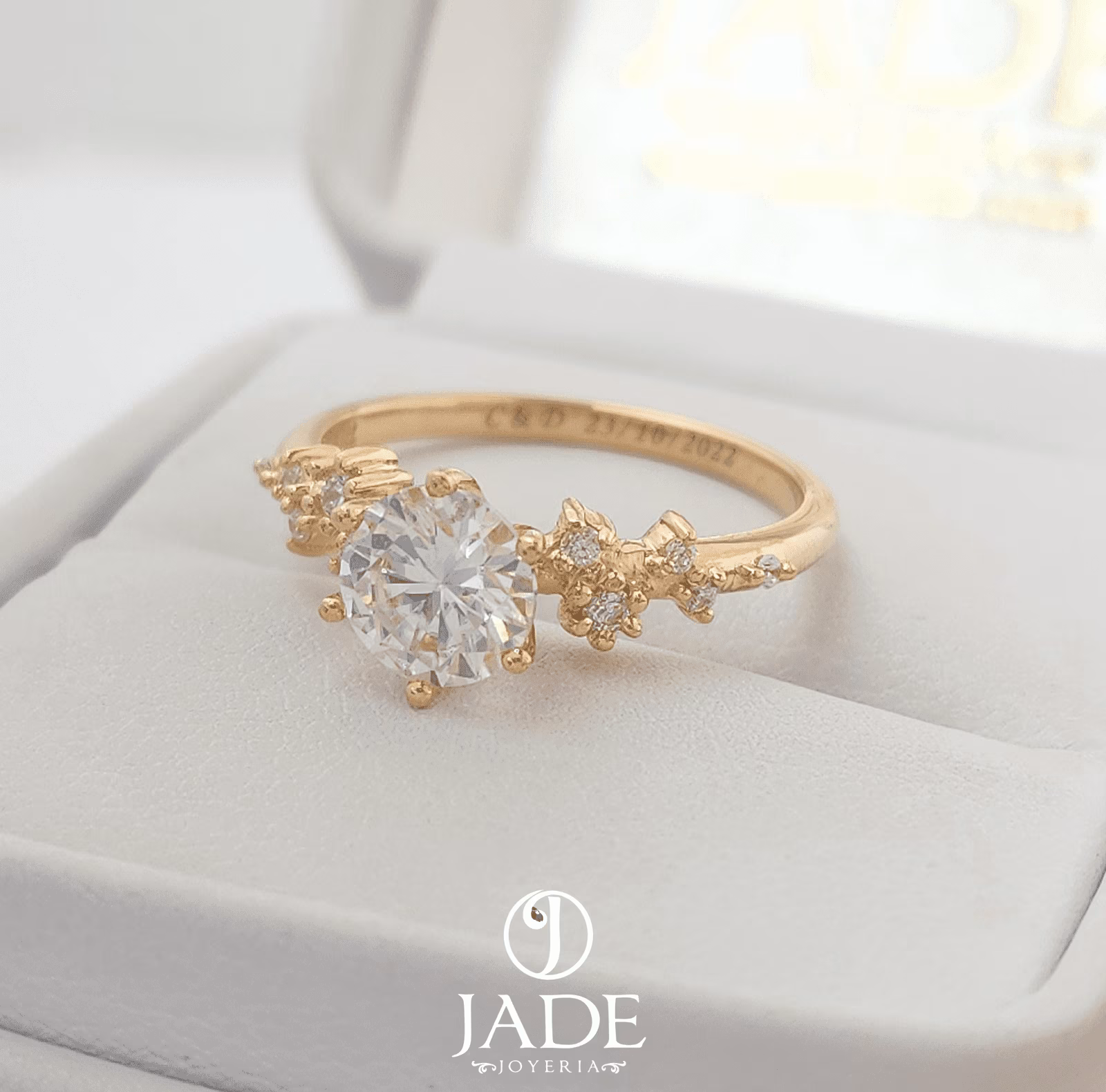 Anillo Bianca en oro 18k