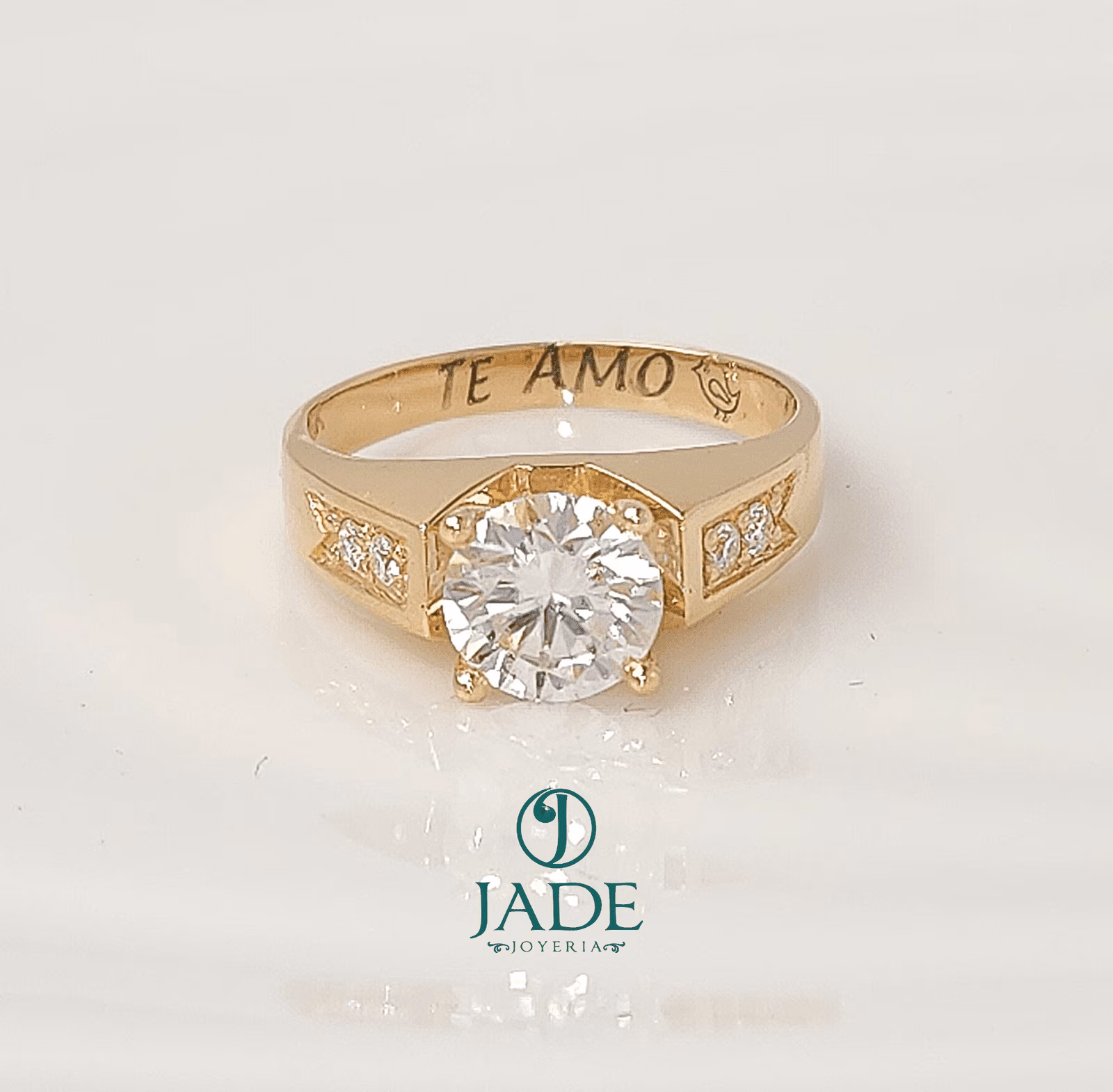 Anillo Carolina de compromiso en oro 18k
