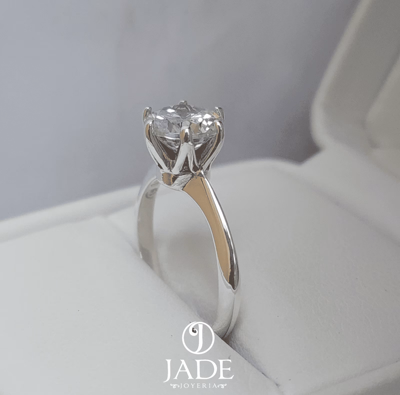 Anillo de compromiso Ana en plata ley