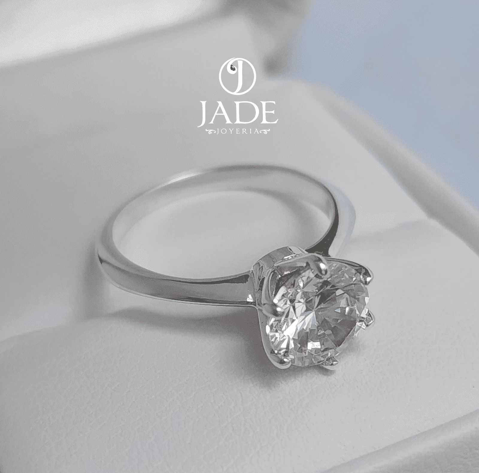 Anillo de compromiso Ana en plata ley