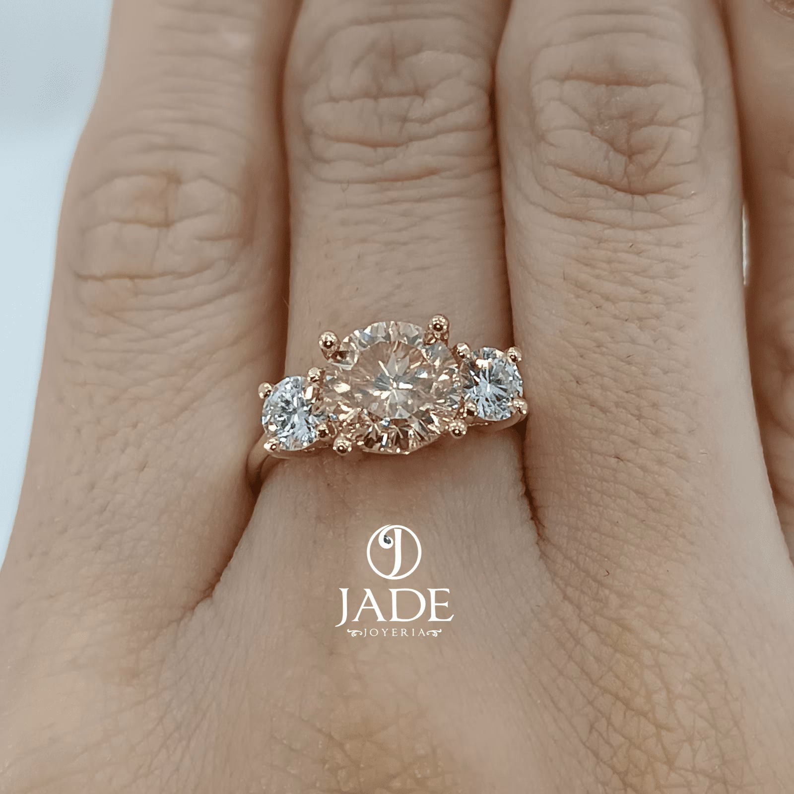 Anillo de compromiso lucia en oro 18k