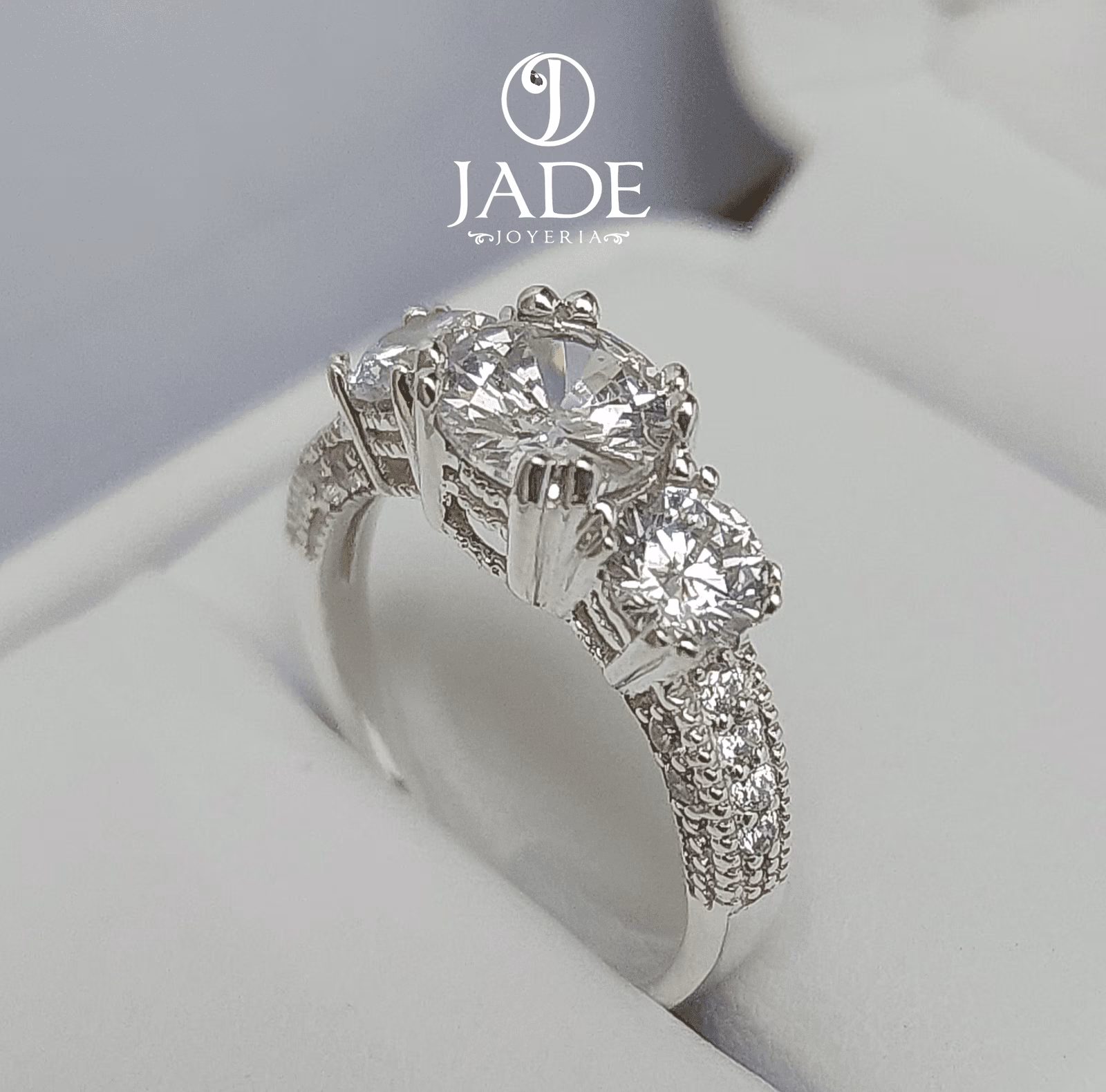 Anillo de compromiso Mariana en plata ley