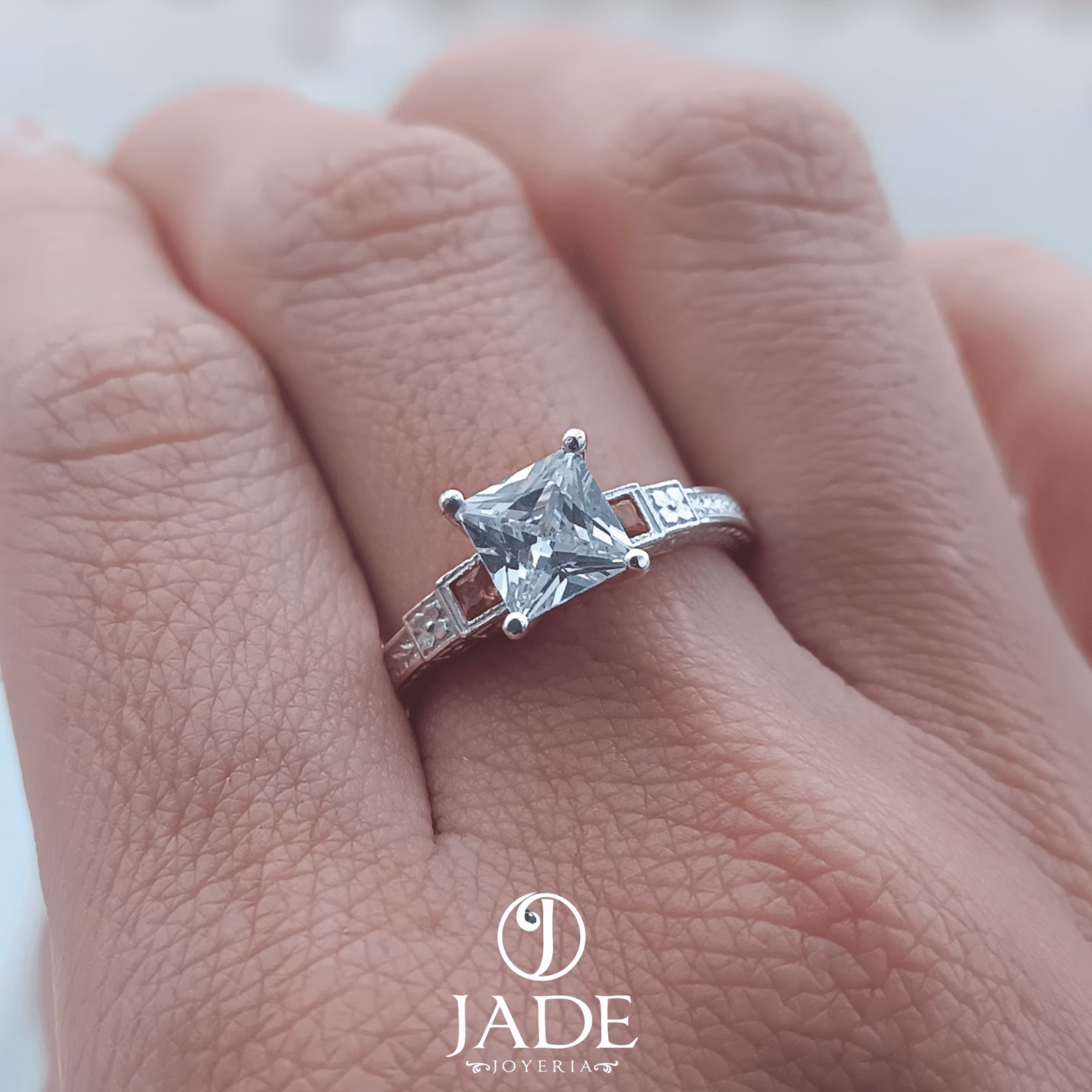 Anillo Gretel de compromiso en plata ley