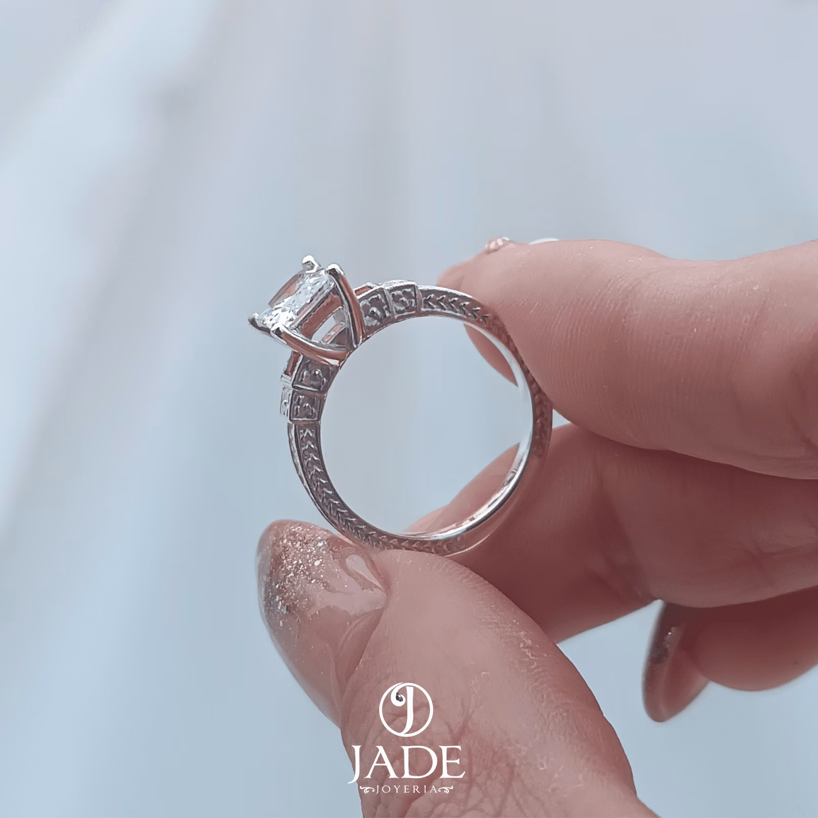 Anillo Gretel de compromiso en plata ley