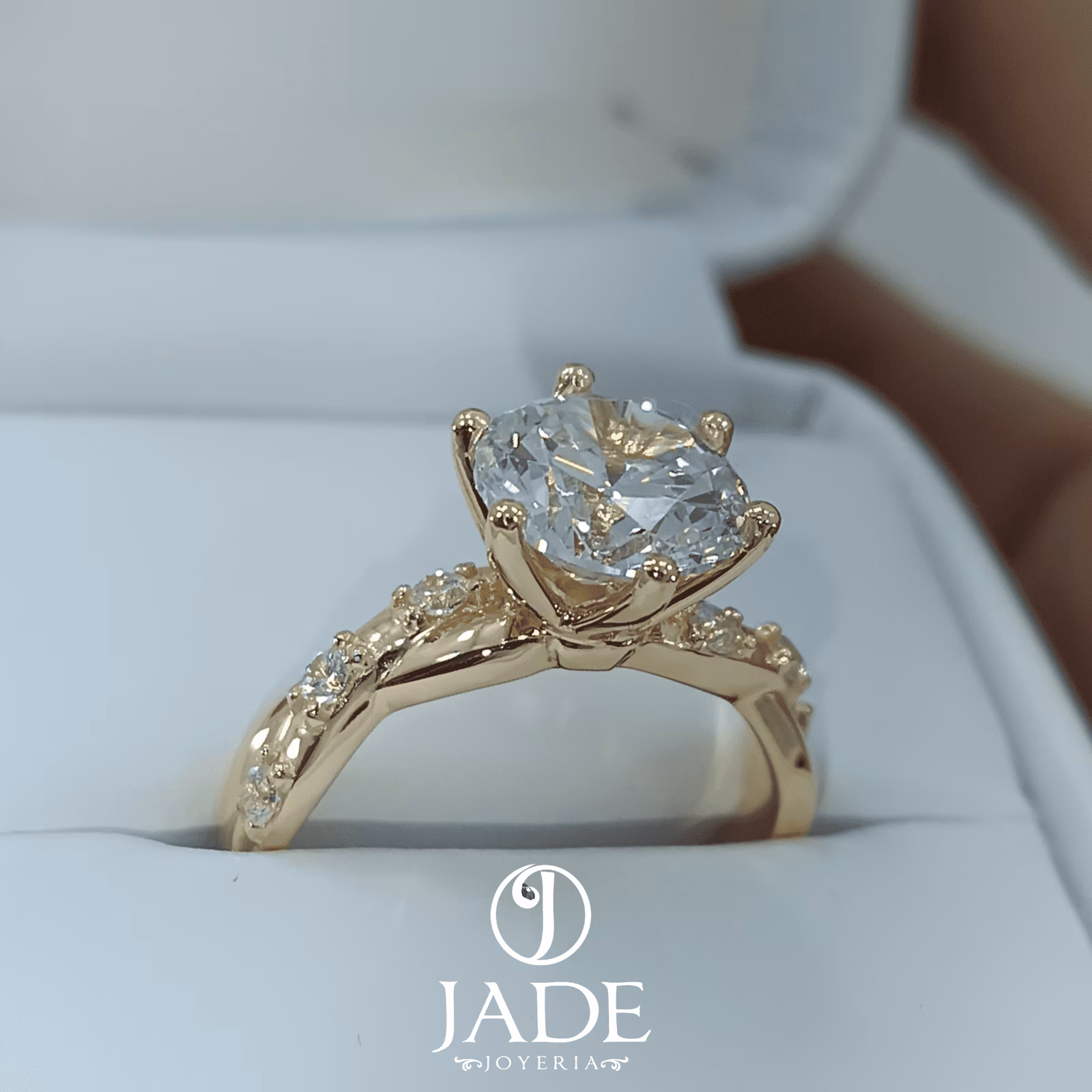 Anillo de Compromiso " Pixi "