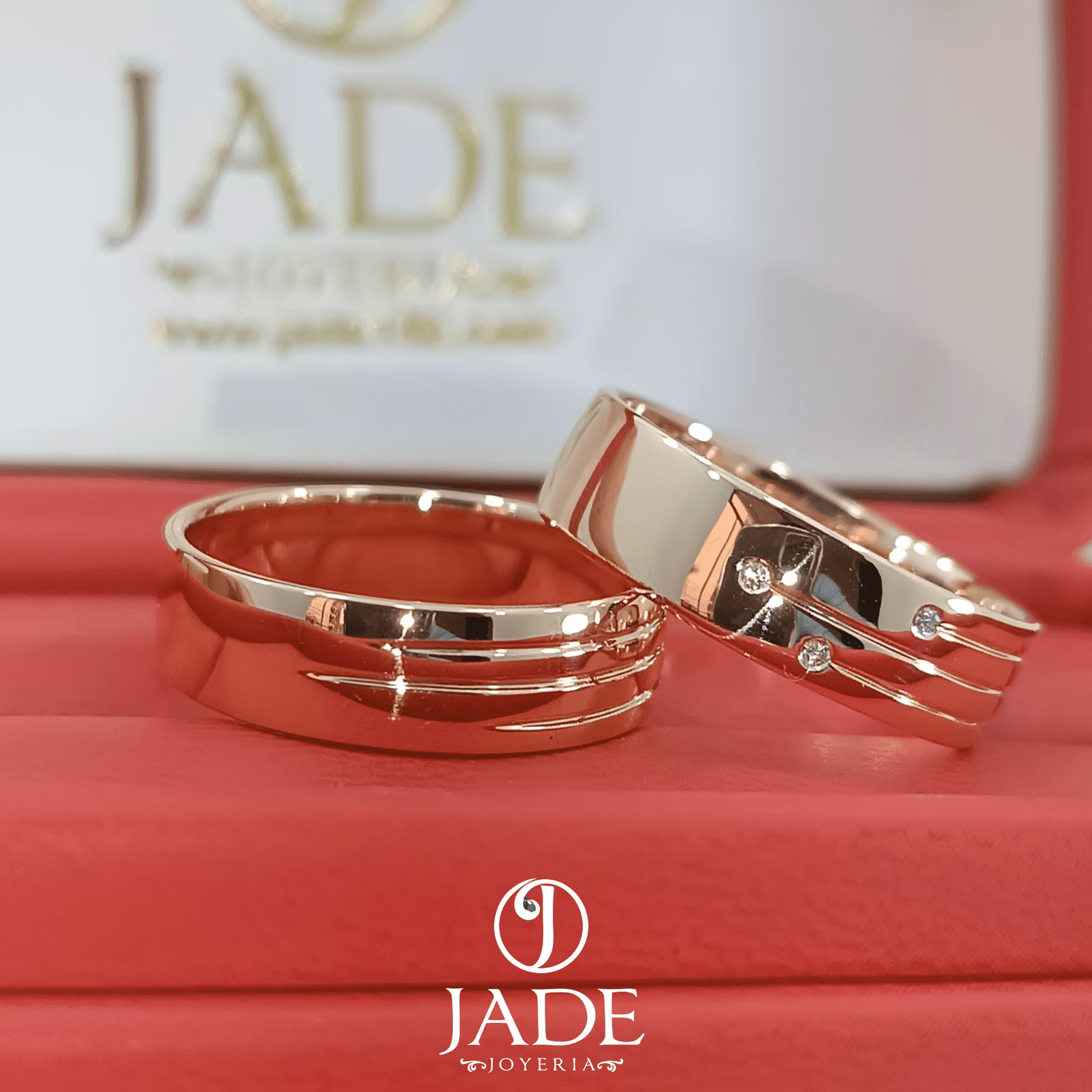 Aros de matrimonio 3 lineas de amor en oro 18k